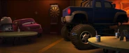 Screenshot (321).png (713 KB) Rear view with barely readable license plate