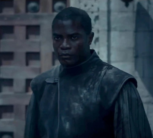 Ihvon portrayed by Anthony Kaye (recast)