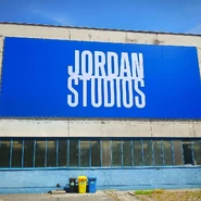 Jordan Studios banner, installed by Red82.cz. Facebook, Jun 14, 2019.[4]