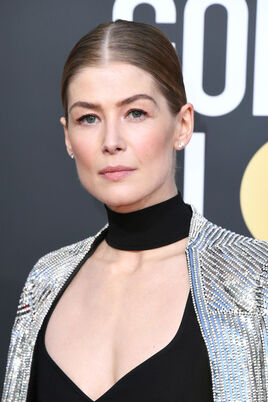Rosamund Pike