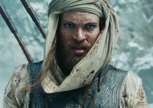 Janduin portrayed by Josha Stradowski