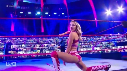 Cassie Lee (422 KB) Peyton Royce-Cassie Lee