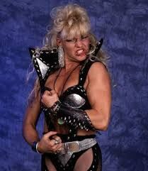 Luna Vachon.jpg