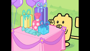 188 Wubbzy Grabs Table