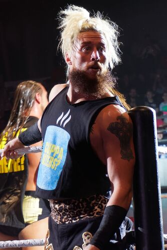 1200px-Enzo Amore in May 2017