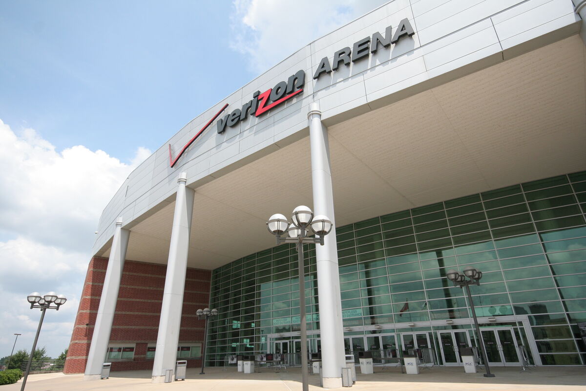 Simmons Bank Arena WWE Divas Wiki Fandom