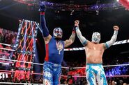 Rey-mysterio-y-sin-cara