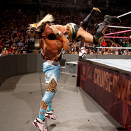 Amore hit from above by Kalisto
