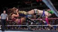 Asuka dropkick at Emma