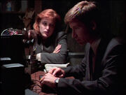 Scully Mulder Blank Tape Little Green Men.jpg