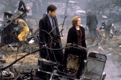 Tempus Fugit Crash Site Mulder Scully