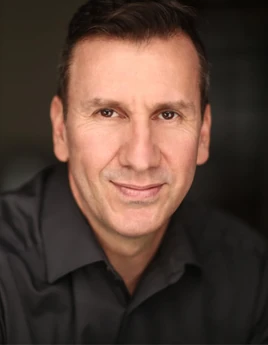 Simon-longmore-portrait