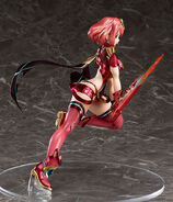 The 1/7 scale Pyra figure