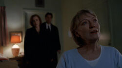 Scully Mulder Cassandra Spender Hôpital Patient X 1re partie.jpg