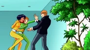 Totally Spies Season 3 Episode 10 Super Nerd Much 0782.jpg (81 KB)