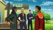 Young.Justice.S03E11.Another.Freak 0198 (1)