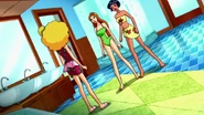 Totally Spies Season 3 Episode 10 Super Nerd Much 0483.jpg (97 KB)