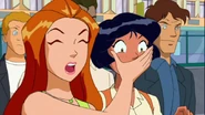 Totally Spies Season 2 Episode 7 – Green with N.V 0376.jpg (74 KB)