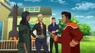 Young.Justice.S03E11.Another.Freak 0200
