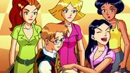 Totally Spies Season 3 Episode 10 Super Nerd Much 0137.jpg (100 KB)