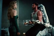 Wolverine colocado en una máquina por Vibora junto con el Samurái de Plata.