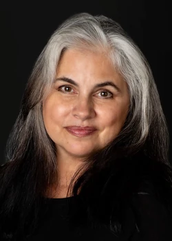 Saffron Henderson HD