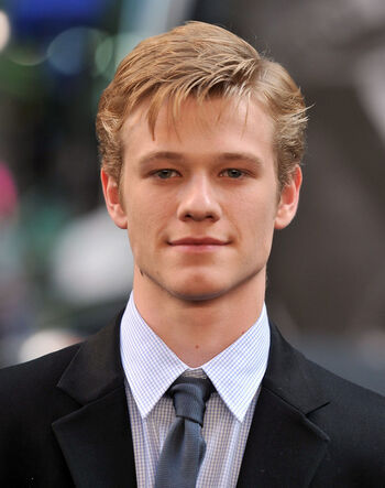 Lucas Till