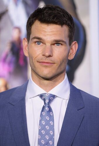 Josh Helman