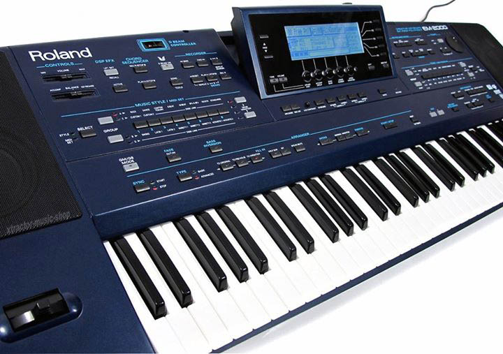 Roland em 10 price deals