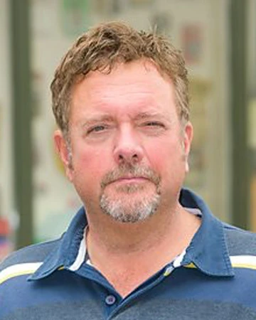 Alun Ap Brinley Wici Y Cyfryngau Cymraeg Fandom Alun ap brinley is a welsh actor best known to international audiences for his role as sgt. alun ap brinley wici y cyfryngau