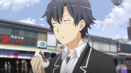 S2 Episode 2 Hachiman Eating