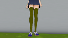 Yellow Stockings.png