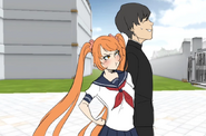 Senpai et Osana dans la vidéo "Raising the Strength Stat".