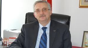 Özgür özaslan.jpg