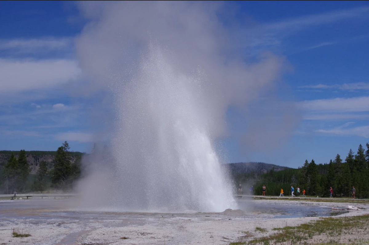 Daisy Geyser Yellowstone Geysers Wiki Fandom