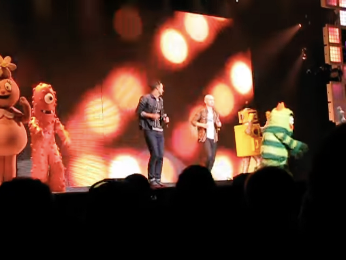 Isaac Slade | Yo Gabba Gabba Wiki | Fandom