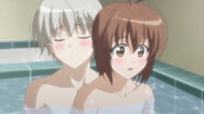 Akira's romantic moment with Haruka in the bath. (Anime)