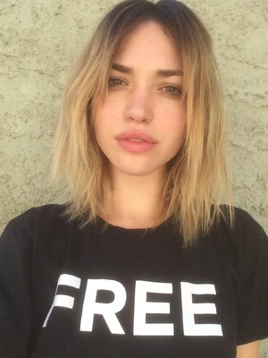 Skyler Snow | Let's Be Freaks Wiki | Fandom