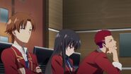 Episodio 5: Kiyotaka en la audiencia del Consejo Estudiantil al caso de violencia por Ken contra miembros de club de basquetbol.