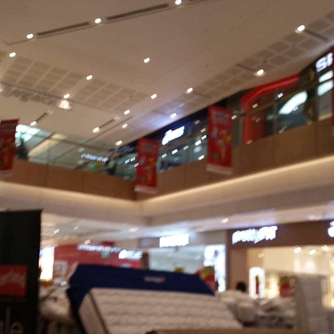 Superga jurong east top
