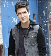 'Jschlatts first “face reveal” claiming to be Logan from Big Time Rush.