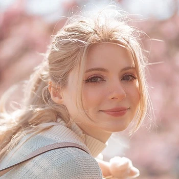 PeachMilky Cosplay / LiveStream | Wikitubia | Fandom