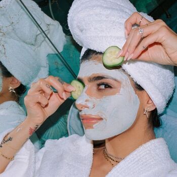 Mia K | Wikitubia | Fandom