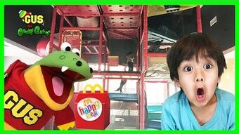 ryan and gus the gummy gator