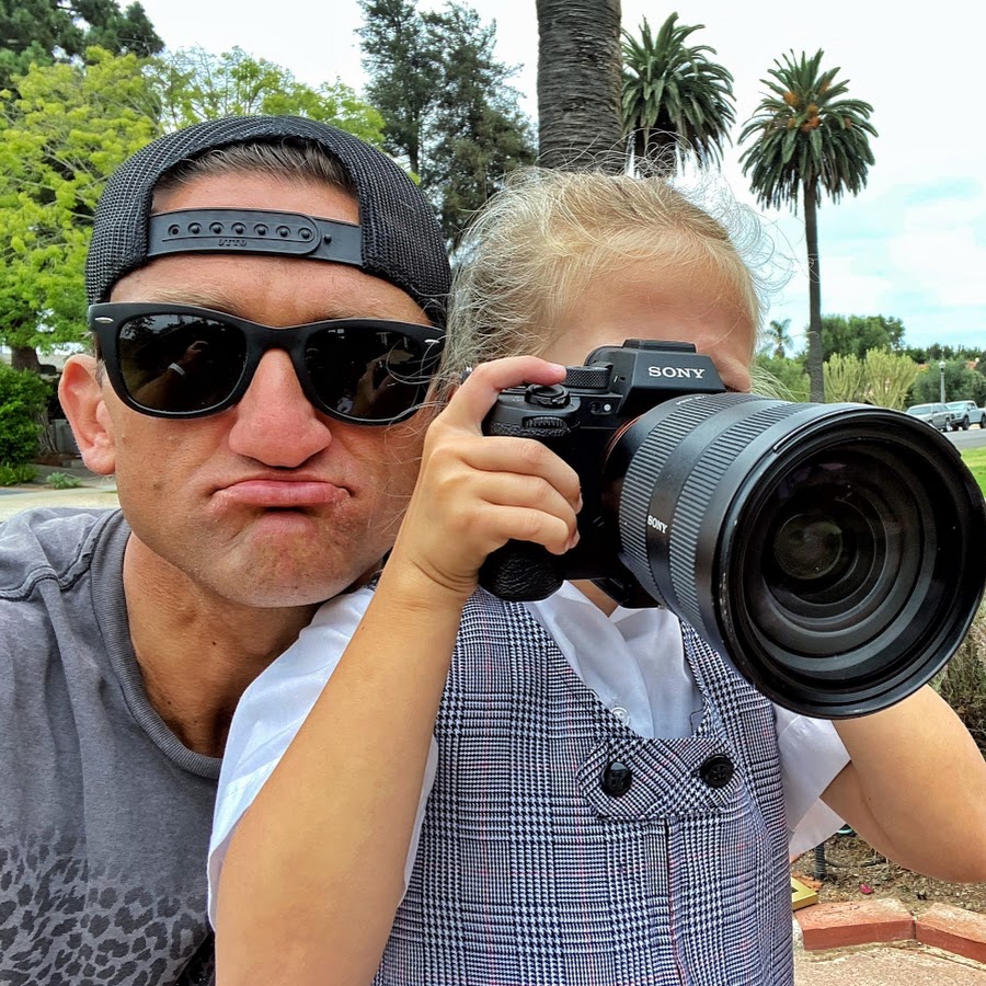 22 Astounding Facts About Casey Neistat 