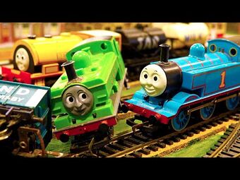 Leokimvideo trains store
