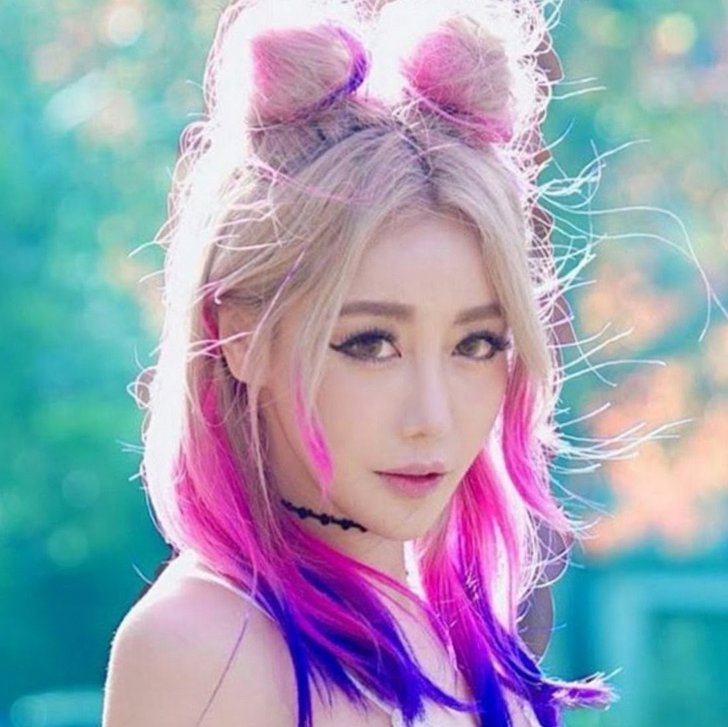 Wengie 'CAKE' MV Official Music Video - YouTube