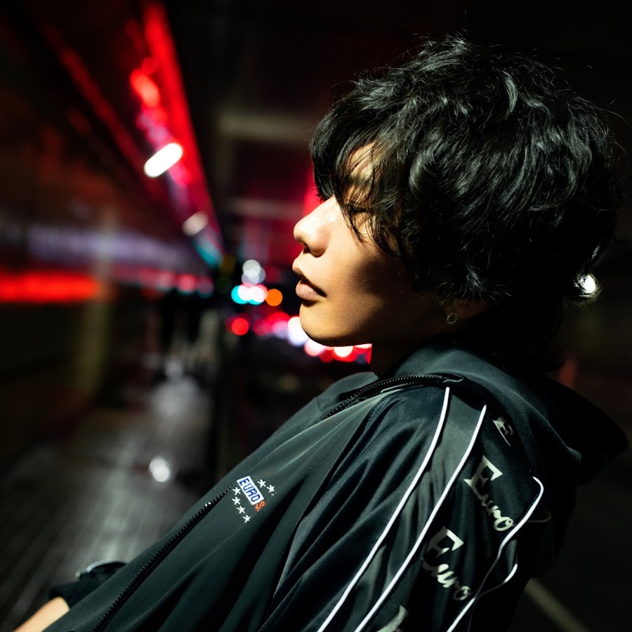 Kenshi Yonezu 米津玄師 | Wikitubia | Fandom