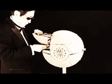 Hasbro_Pulse_-_HasLab_Presents-_Transformers_War_For_Cybertron_-_Unicron_Conversion_Video