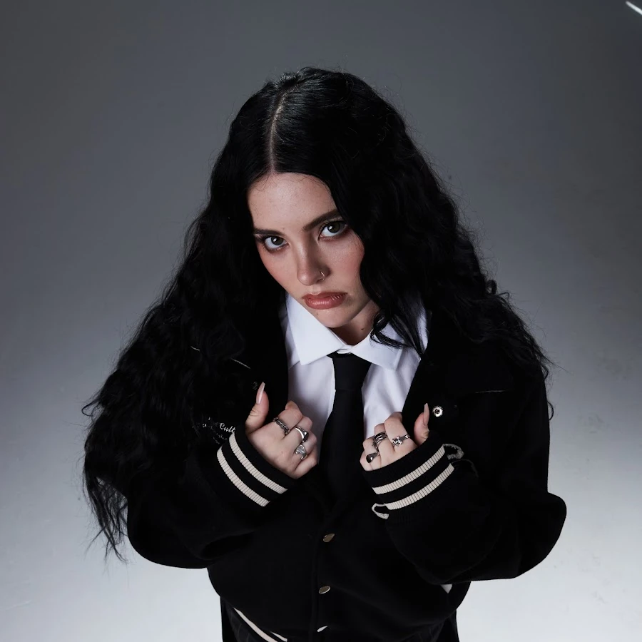 Lauren Spencer Smith | Wikitubia | Fandom